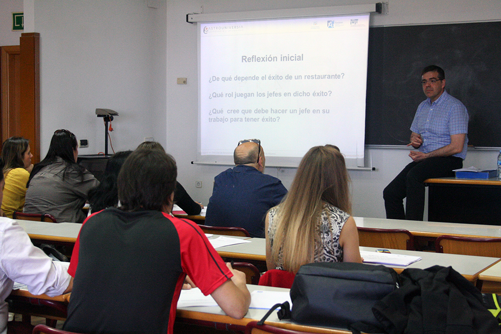 Clase de Habilidades Directivas en Hostelería